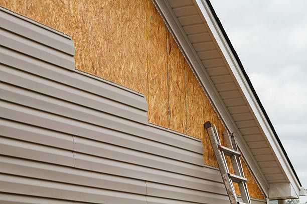 24/7 Emergency Storm Damage Siding Repair experts in Carversville, PA